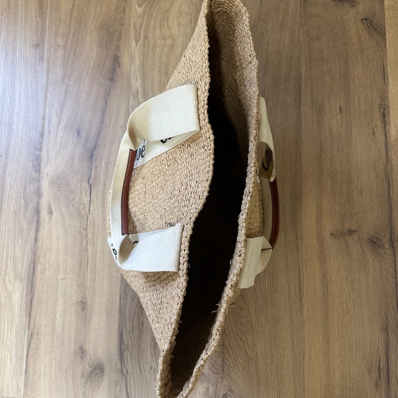 Chloe Large Woody Basket Bag in Natural Fibers - Picture 15 of 16